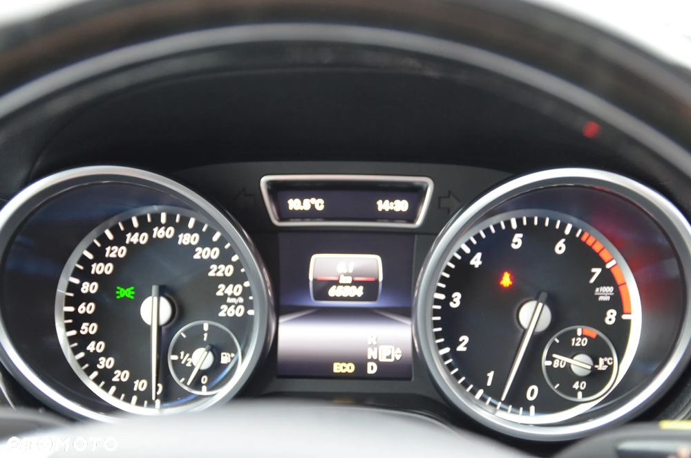 Mercedes-Benz GL 500 4Matic (BlueEFFICIENCY) 7G-TRONIC - 25