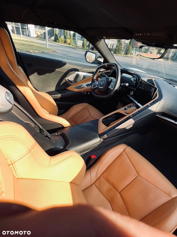 Chevrolet Corvette Stingray 2LT 6.2 V8 Automatik - 9