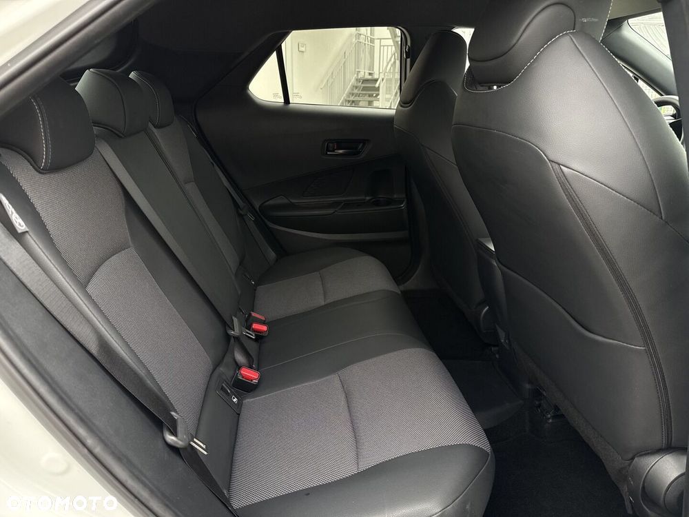 Toyota C-HR 2.0 PHEV Dynamic Force Executive - 8