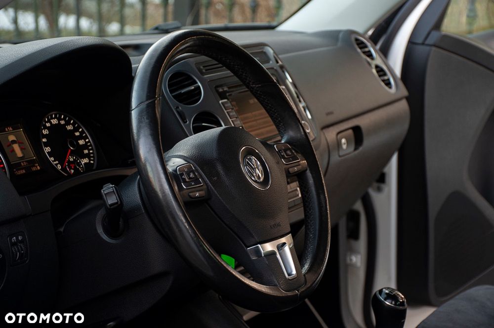 Volkswagen Tiguan 1.4 TSI 4Motion Trend & Fun - 35