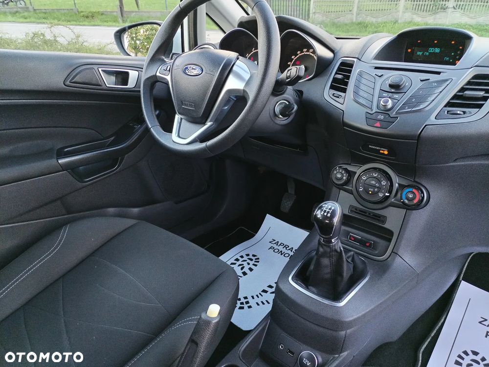 Ford Fiesta - 21