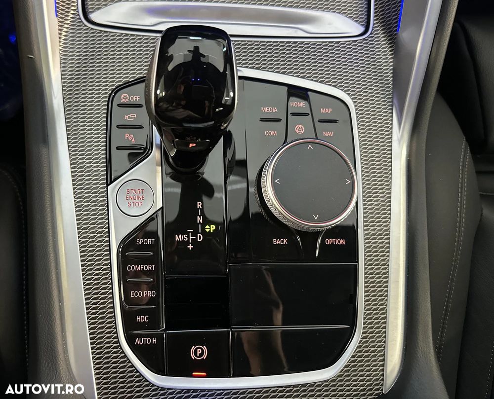 BMW X6 xDrive40i - 17