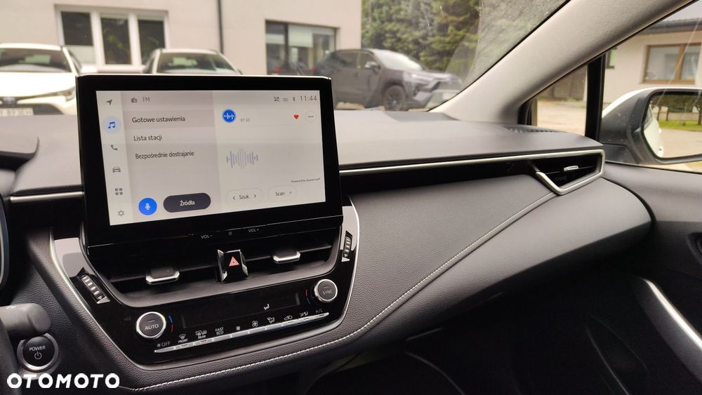 Toyota Corolla - 10