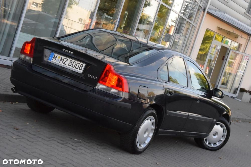 Volvo S60 - 3