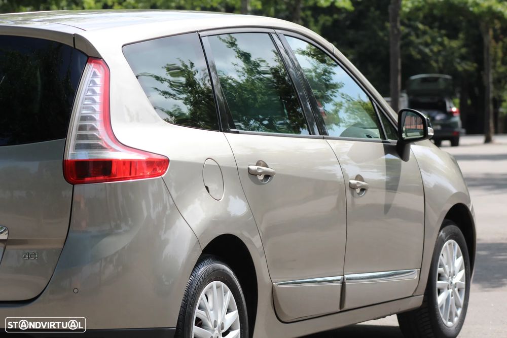 Renault Grand Scénic 1.5 dCi Dynamique S SS - 19