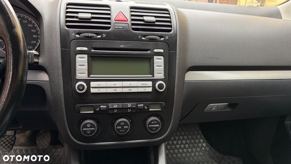 Volkswagen Golf 1.4 Comfortline - 7
