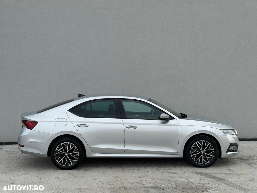 Skoda Octavia 2.0 TDI DSG Style - 7