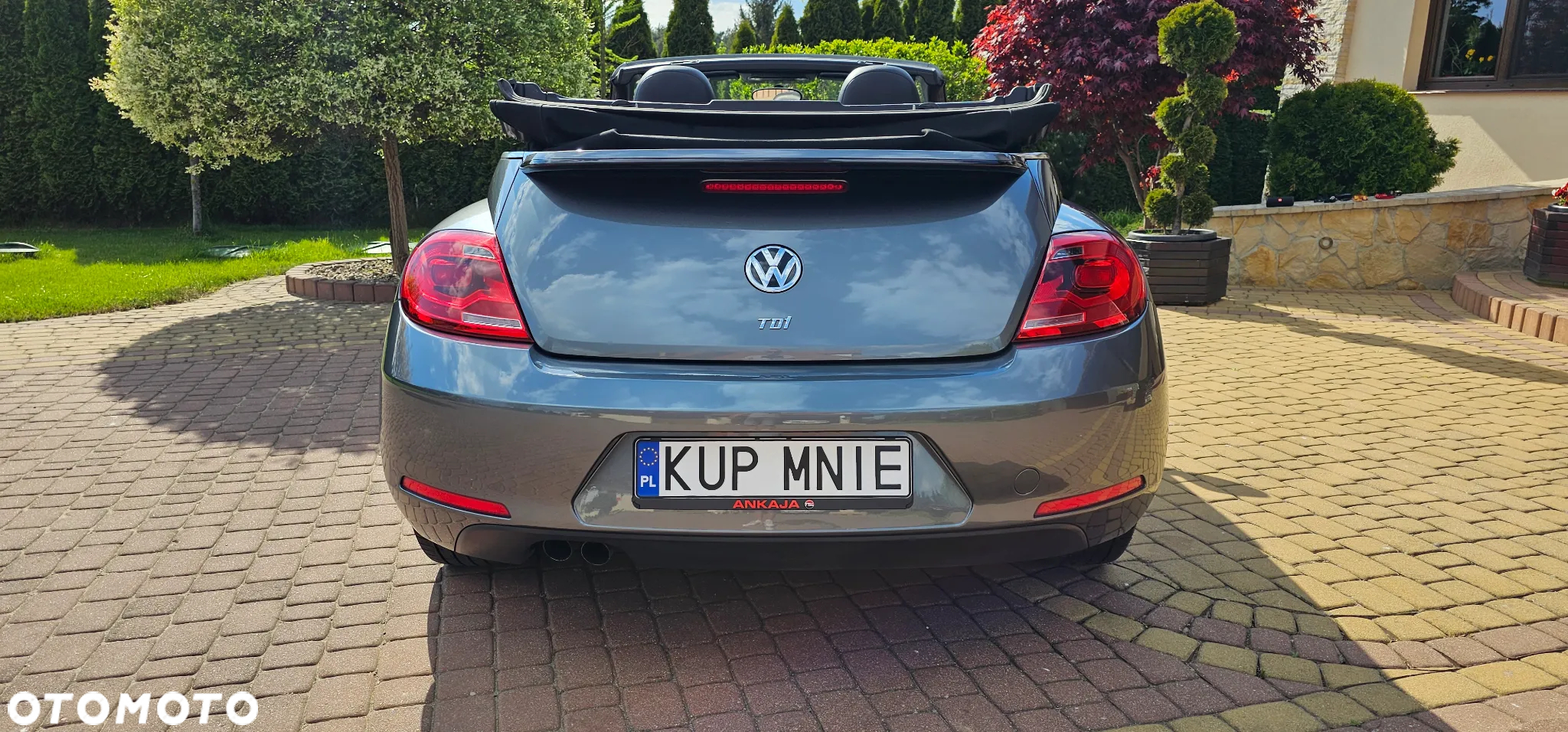 Volkswagen Beetle The Cabriolet 2.0 TDI DSG (BlueMotion Tech) Denim - 24
