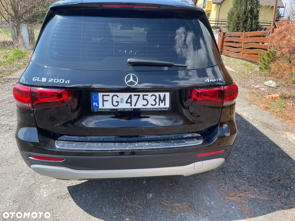 Mercedes-Benz GLB 200 d 4-Matic 8G-DCT - 2