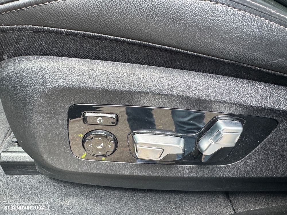 BMW X7 40 d xDrive Pack M - 30