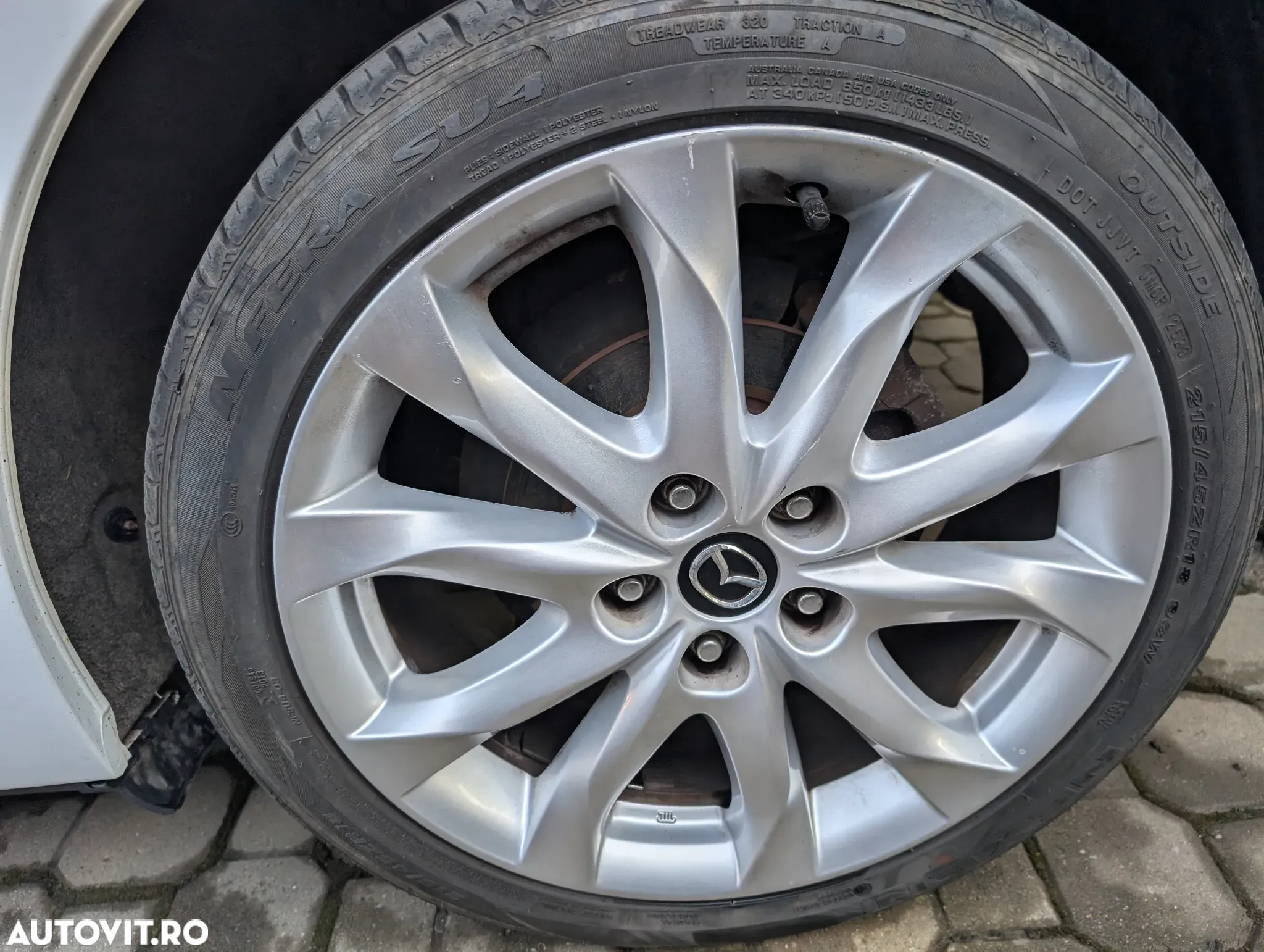 Mazda 3 G120 Revolution Top - 22