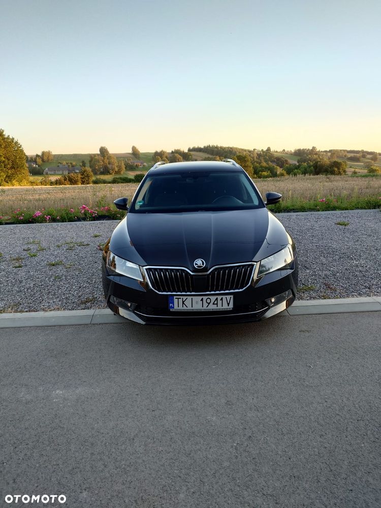Skoda Superb 2.0 TDI Ambition - 33