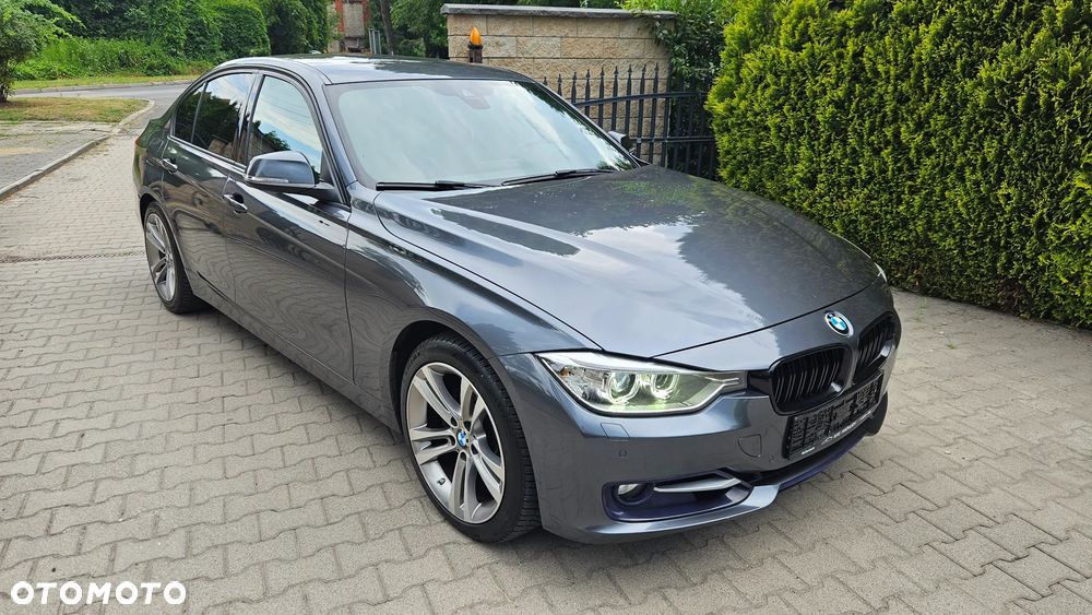 BMW Seria 3 325d - 5