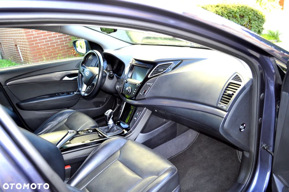 Hyundai i40 Kombi 1.7 CRDi Premium - 20