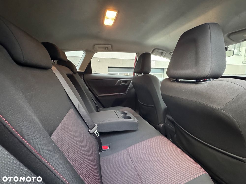 Toyota Auris 1.6 Dynamic - 14