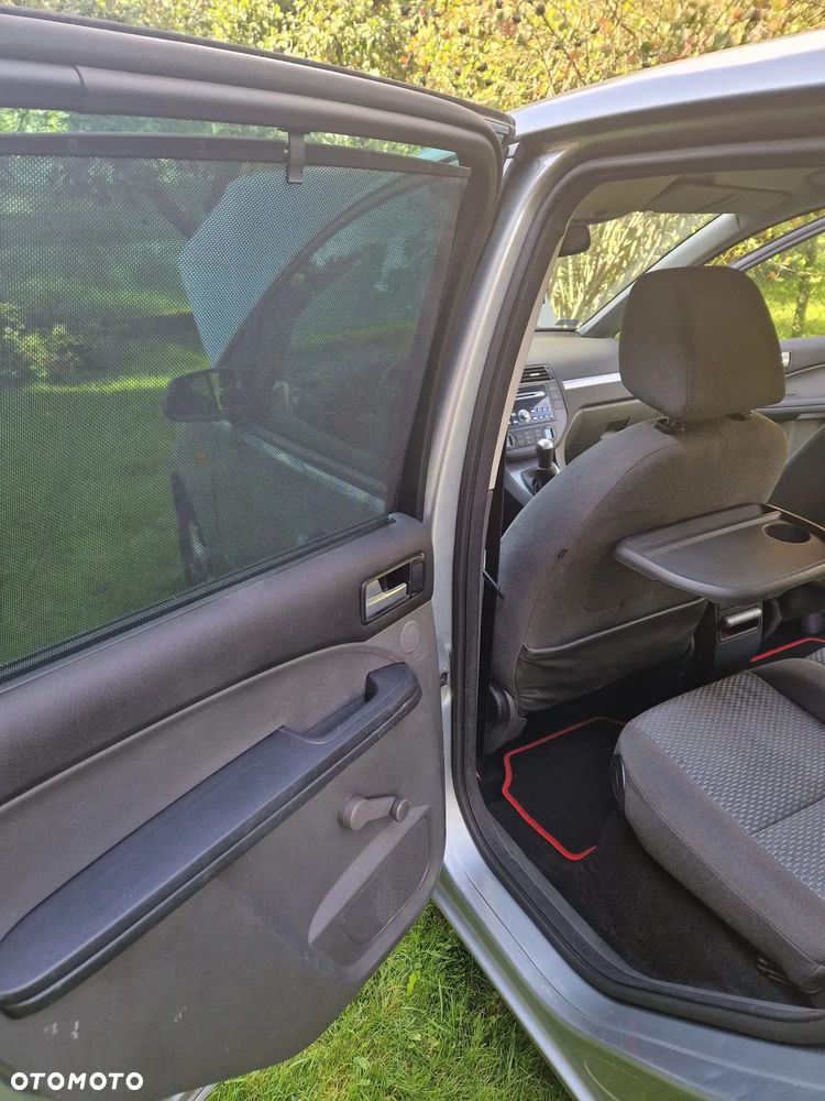 Ford Focus C-Max - 22