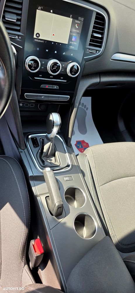 Renault Megane TCe 140 EDC GPF Zen - 28