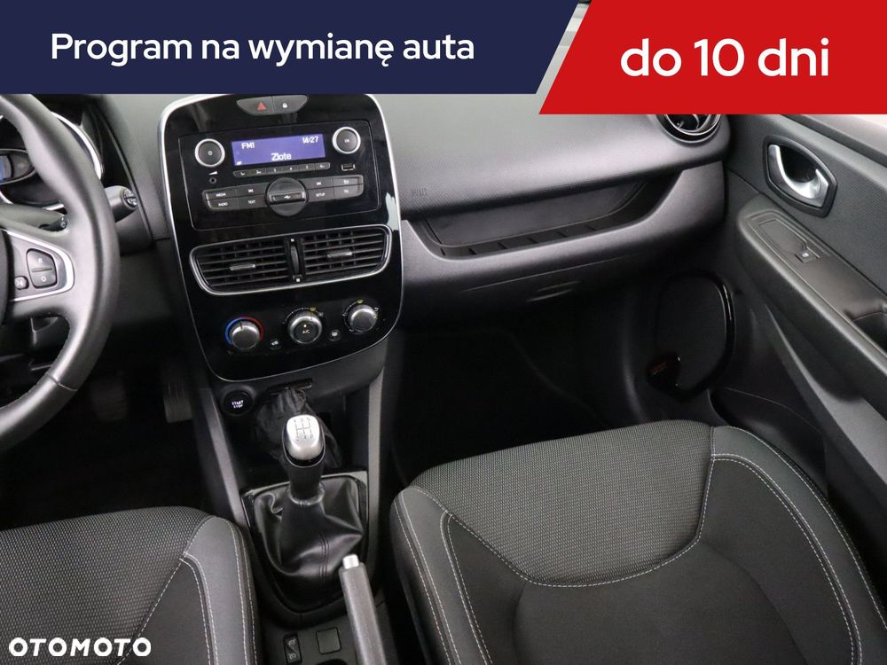 Renault Clio - 10