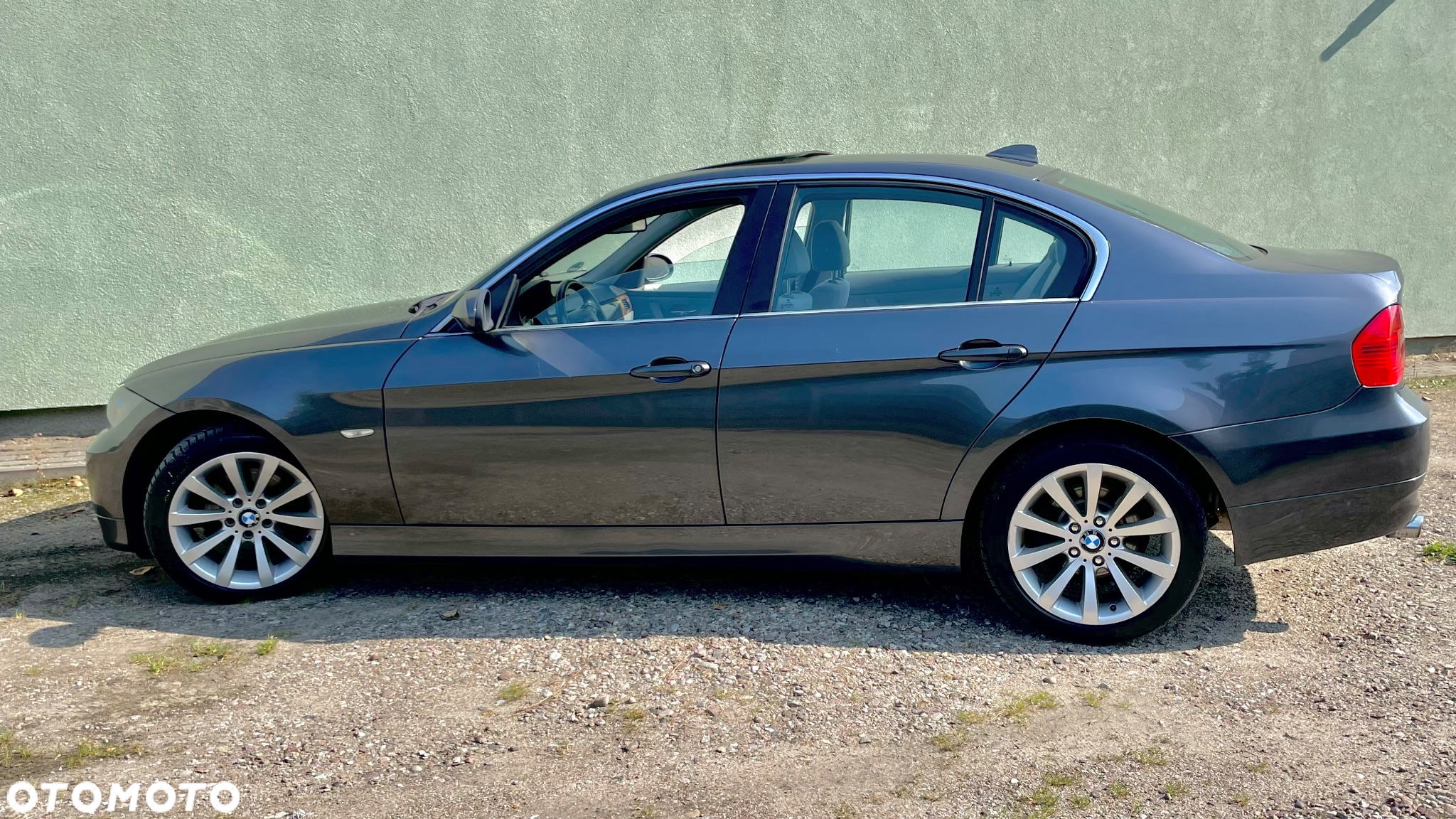 BMW Seria 3 320i - 9