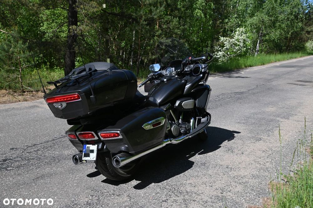Yamaha Venture - 8