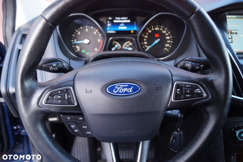 Ford Focus - 37