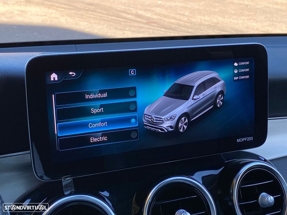 Mercedes-Benz GLC 300 - 31