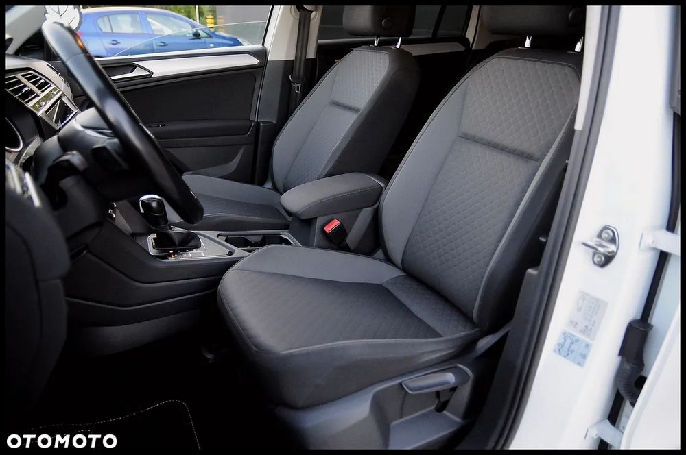 Volkswagen Tiguan 2.0 TDI SCR DSG R-Line - 27