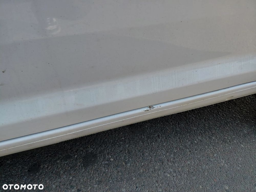 Volkswagen Caddy 2.0 TDI Comfortline - 15