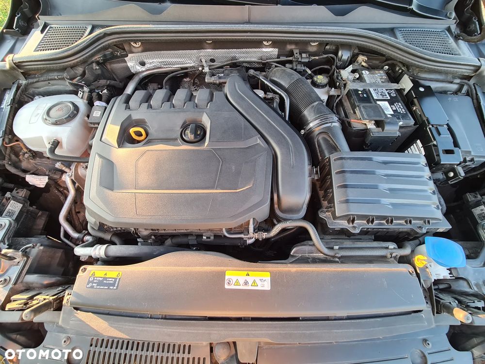Volkswagen Golf 1.5 TSI EVO Style - 12