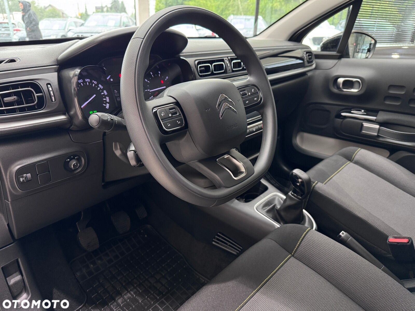 Citroën C3 1.2 PureTech Shine - 8