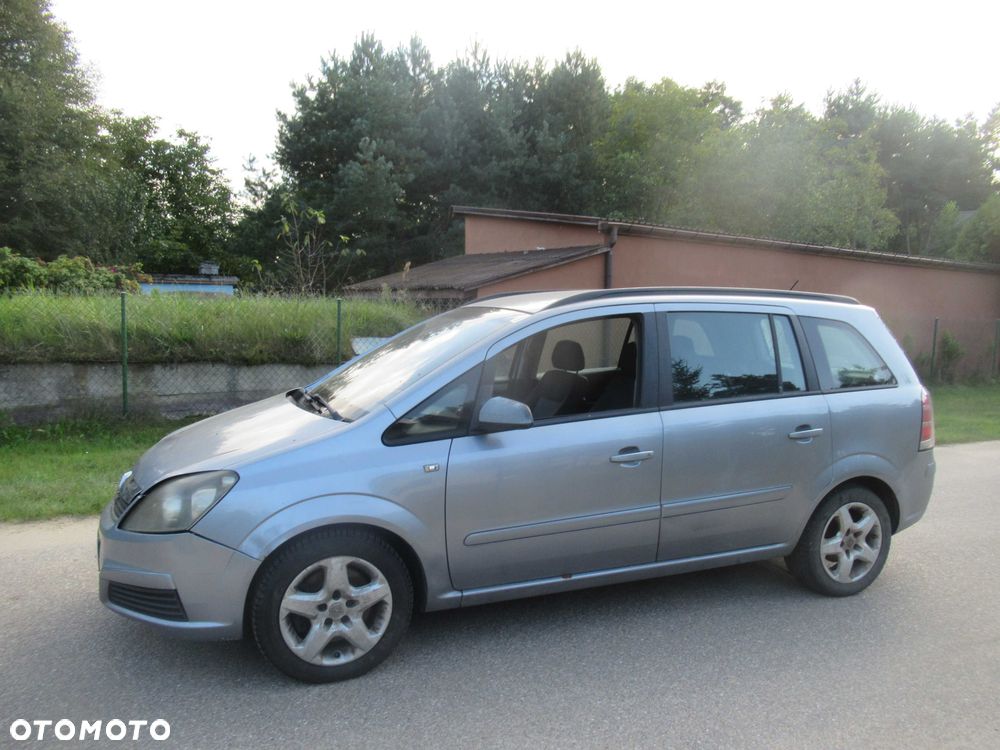 Opel Zafira - 2