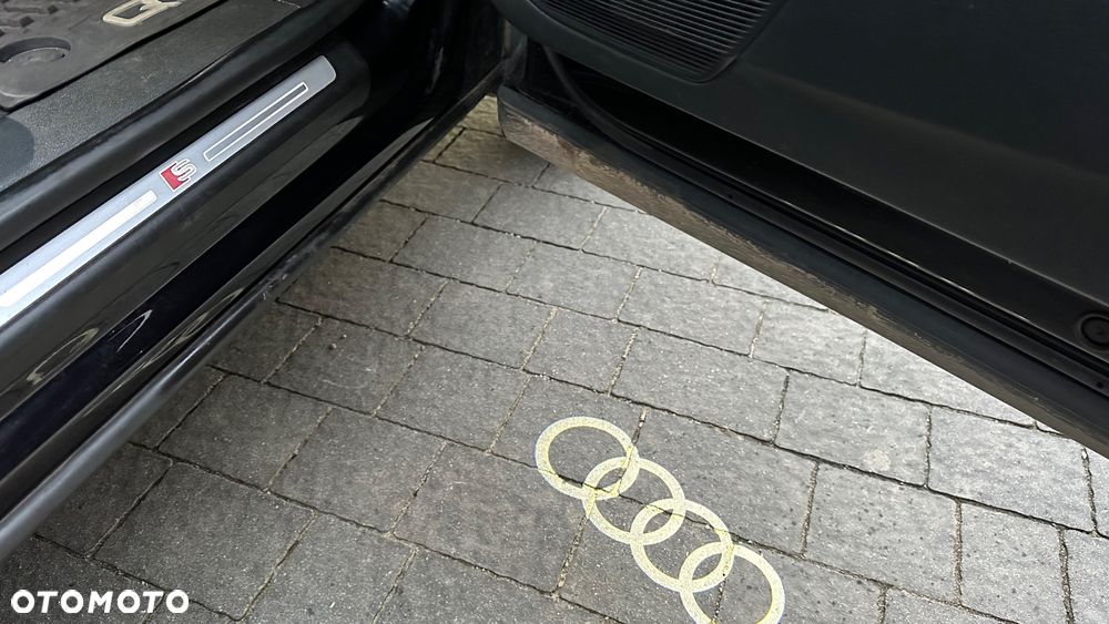 Audi Q8 55 TFSI quattro tiptronic - 17