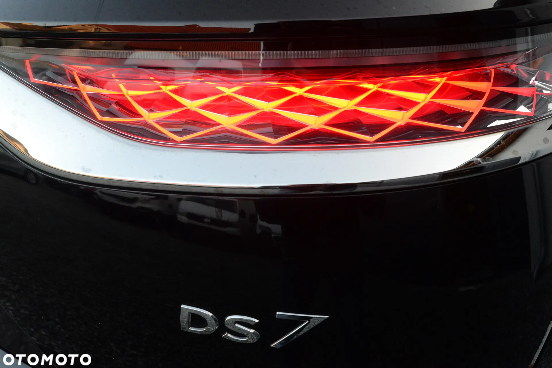 DS Automobiles DS 7 Crossback 1.5 BlueHDi Performance Line + - 14