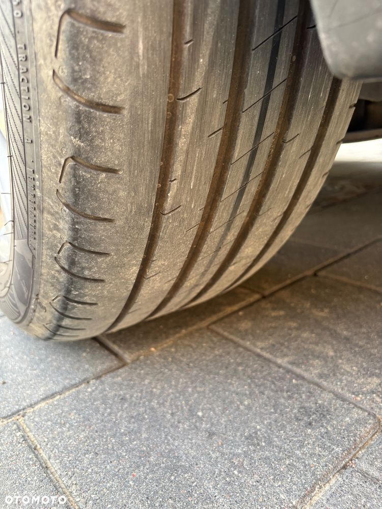 BMW Seria 3 320d Sport Line Shadow - 34