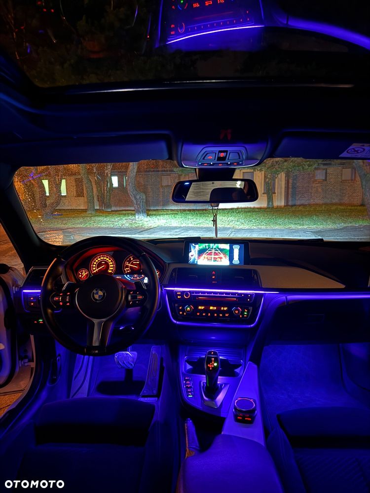 BMW Seria 3 320d Edition M Sport Shadow - 21