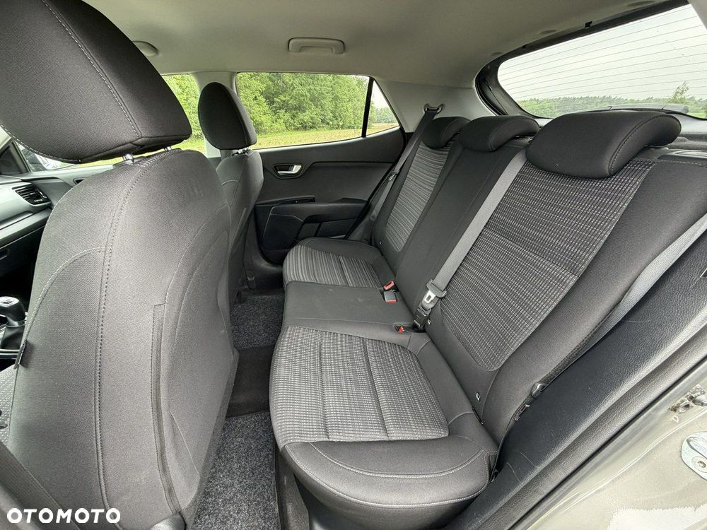 Kia Stonic - 15