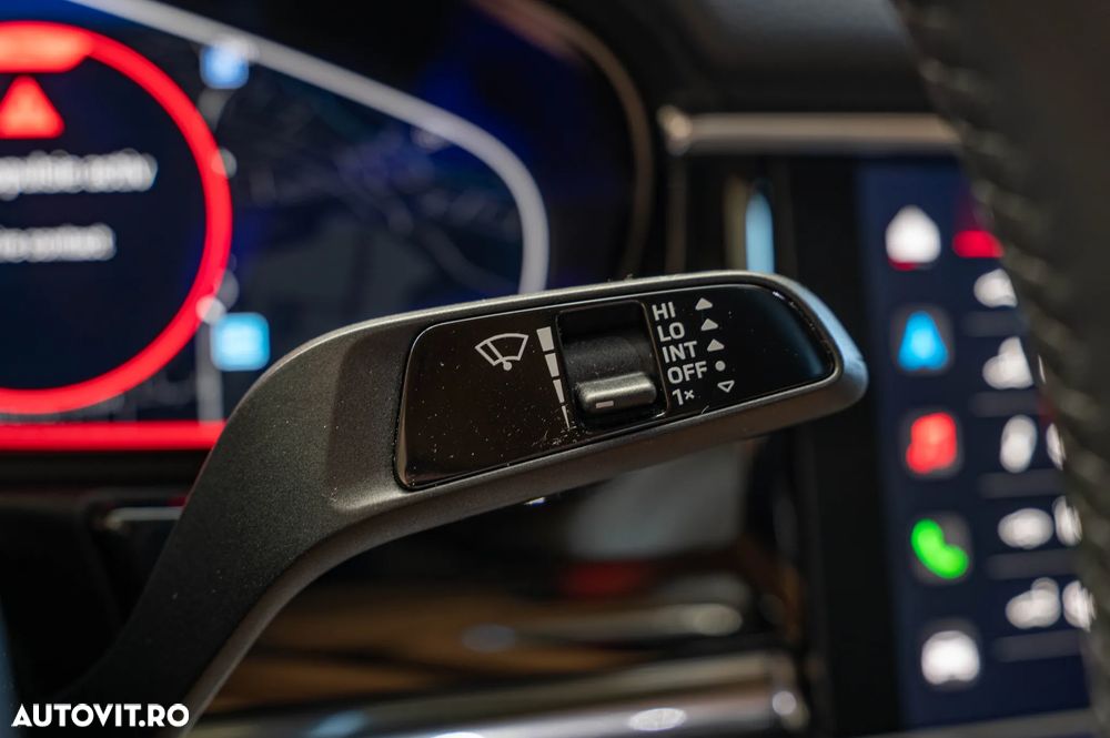 Porsche Panamera 4 E-Hybrid - 26