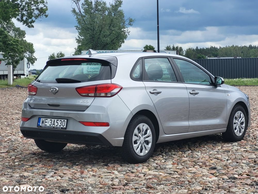 Hyundai i30 1.5 DPI Classic + - 6