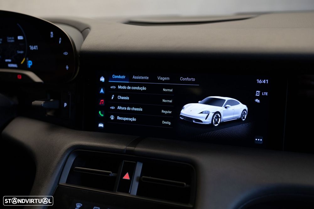 Porsche Taycan 4S Bateria Performance Plus - 41