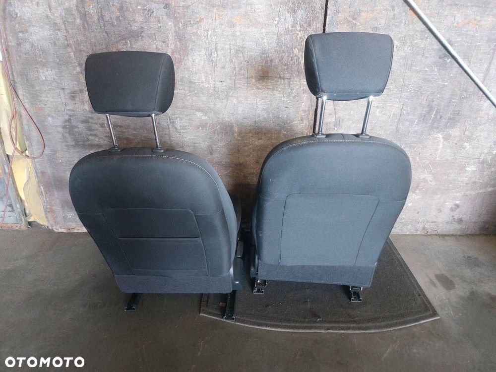 FOTELE KOMPLET LEWY PRAWY KANAPA TYŁ  HYUNDAI I20 I LIFT - 20