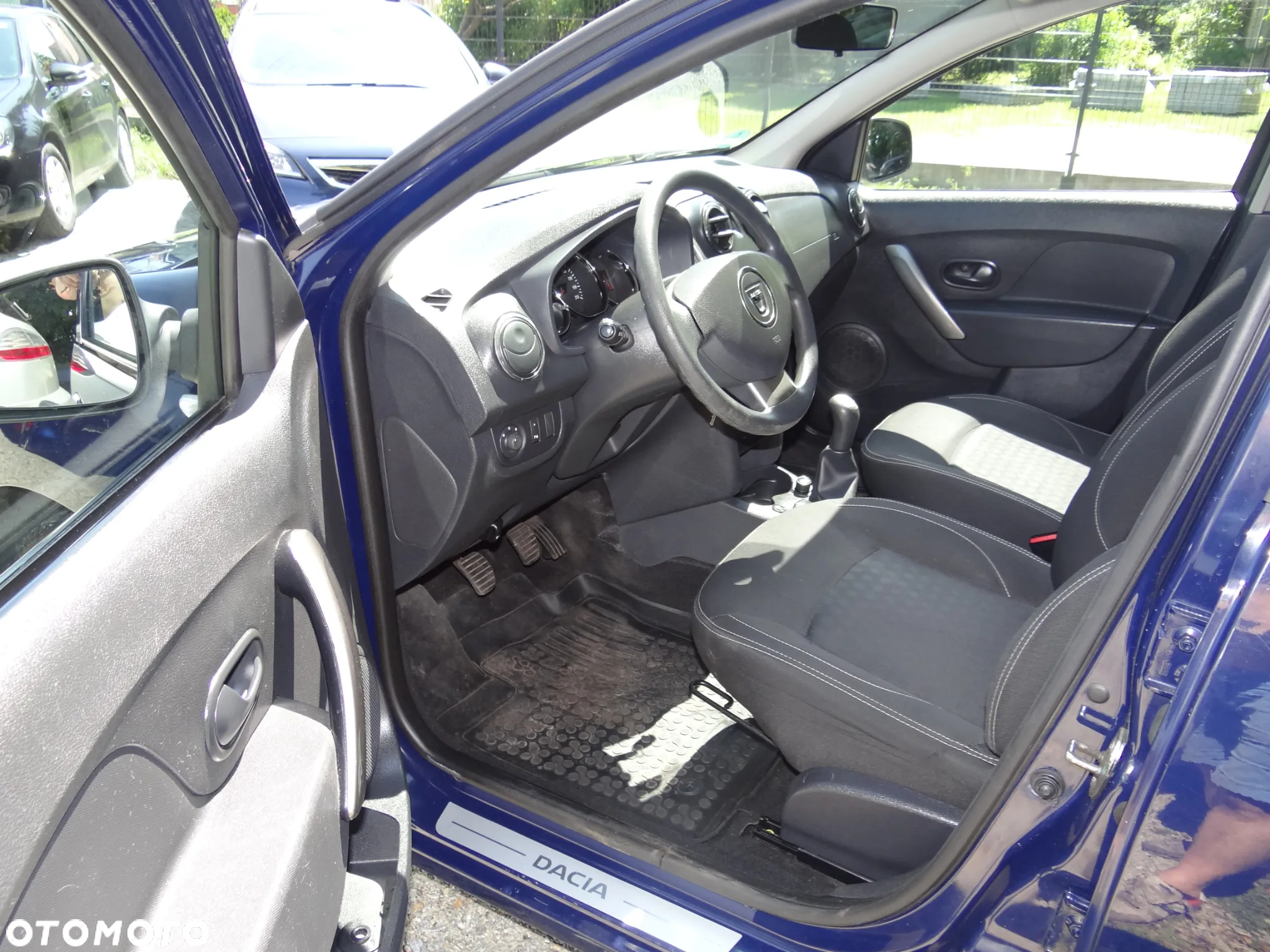Dacia Sandero 1.2 16V 75 Celebration - 6