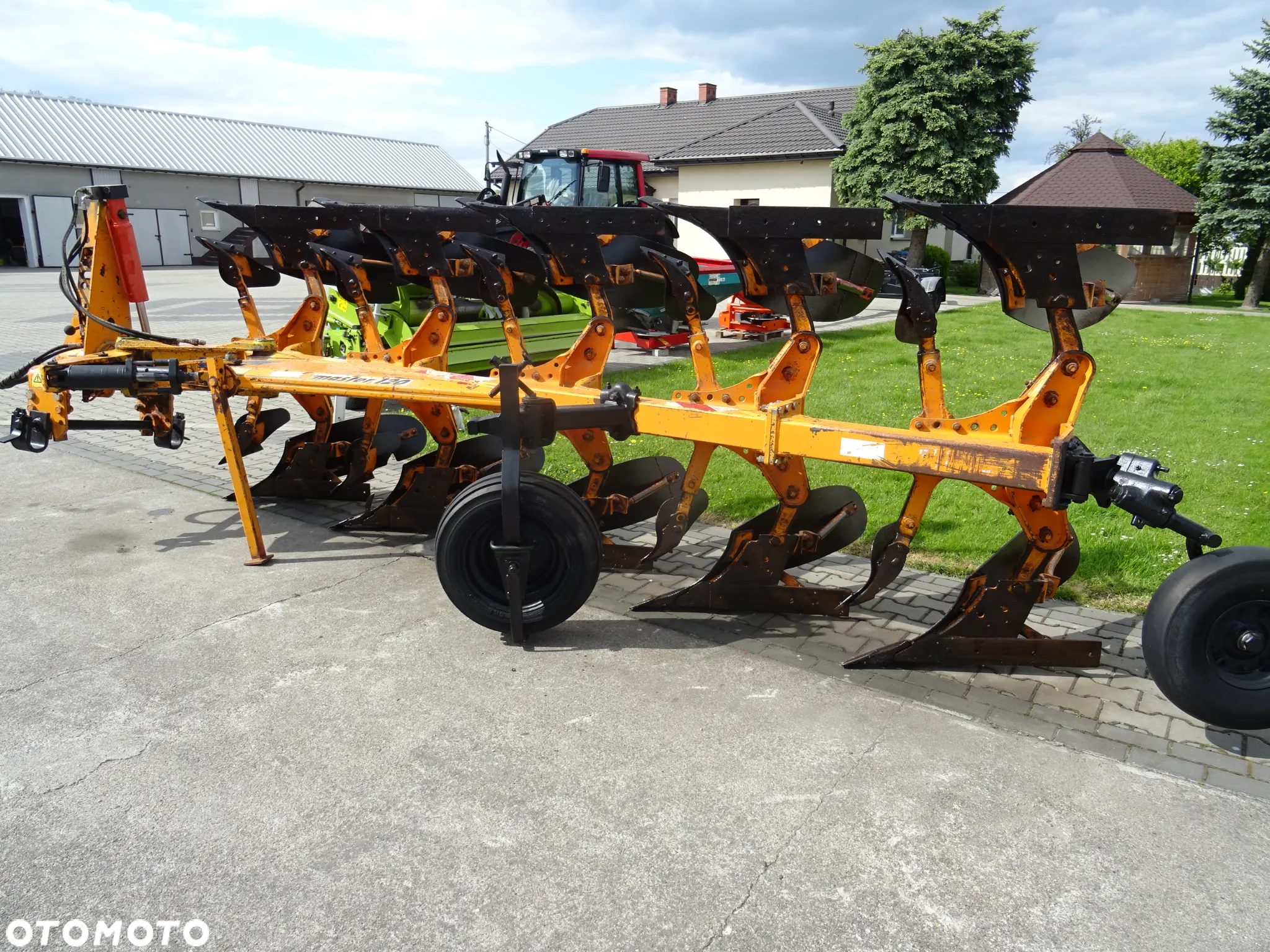 Kuhn Huard Master 120 - 2