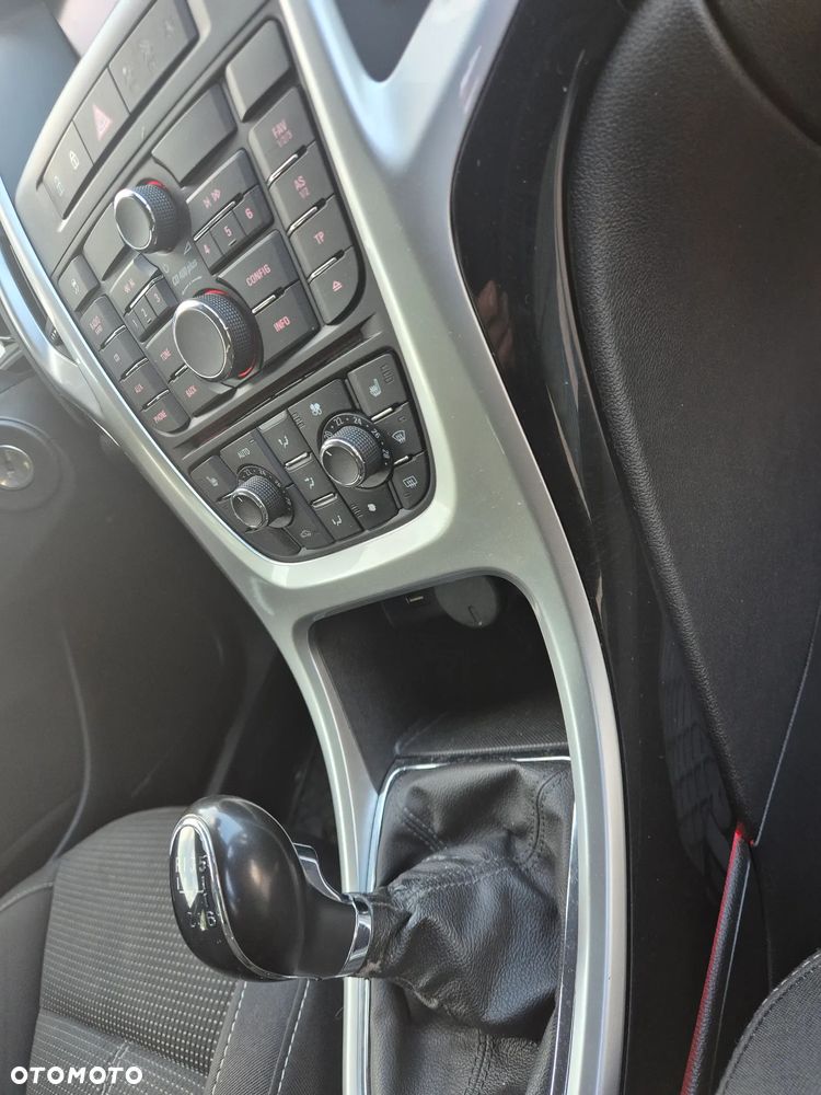 Opel Astra 1.4 T Sport S&S - 21