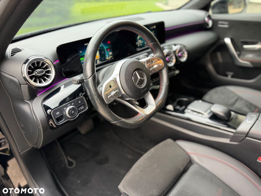 Mercedes-Benz Klasa A 250 E AMG Line 8G-DCT - 9