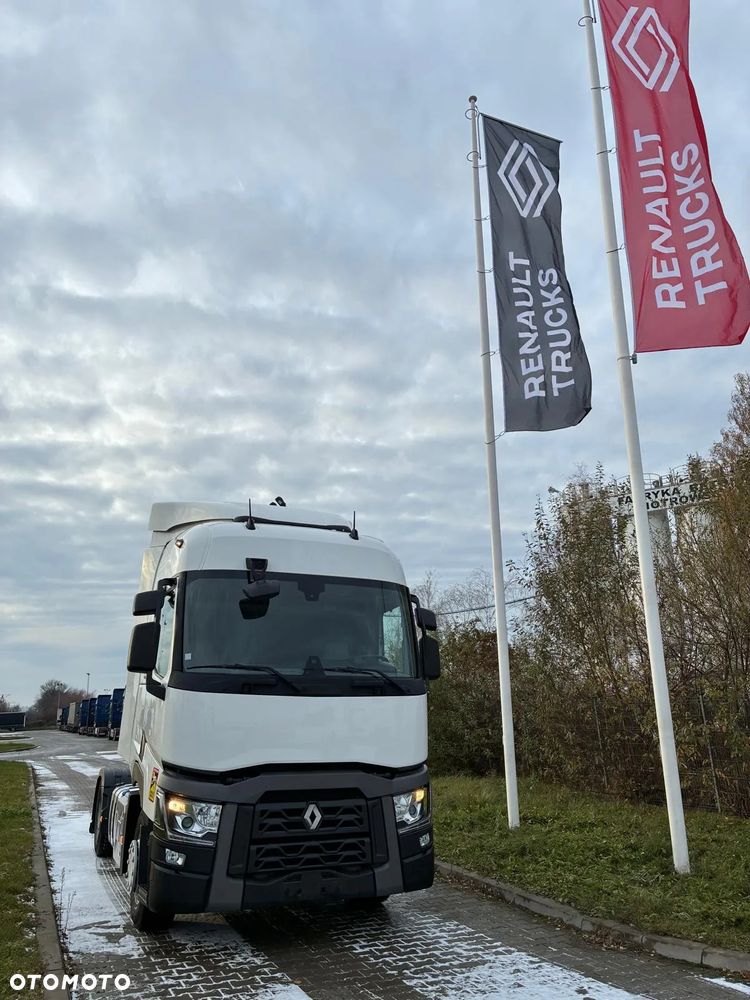 Renault T460 Sleeper Cab - 1