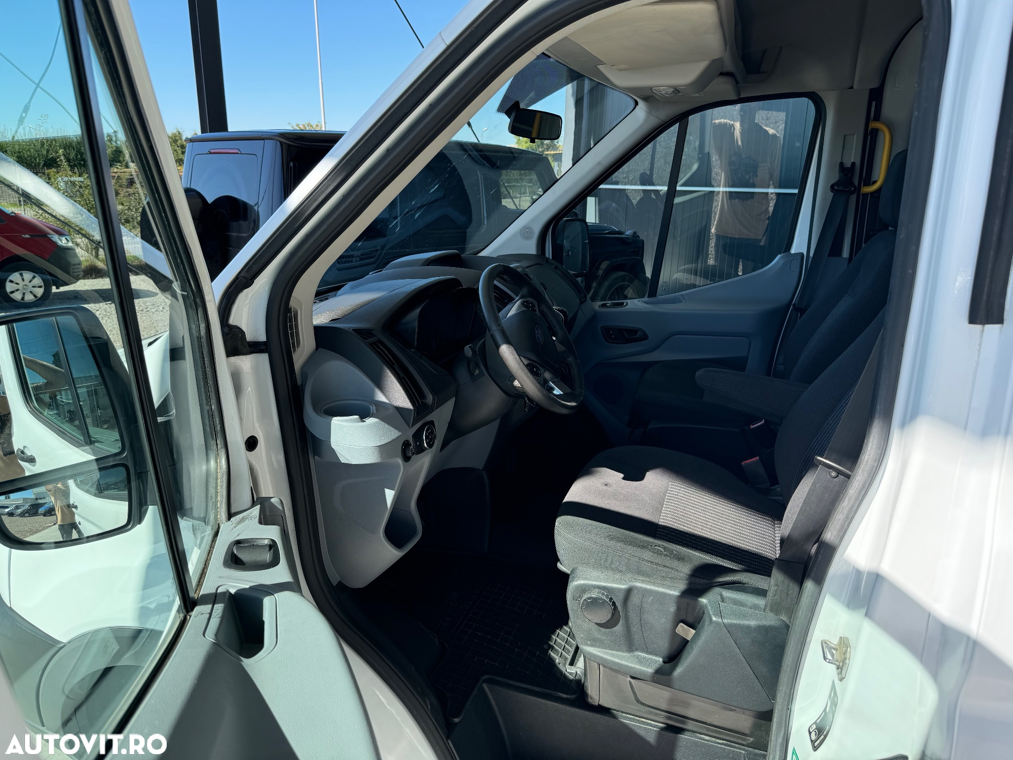 Ford Transit - 13