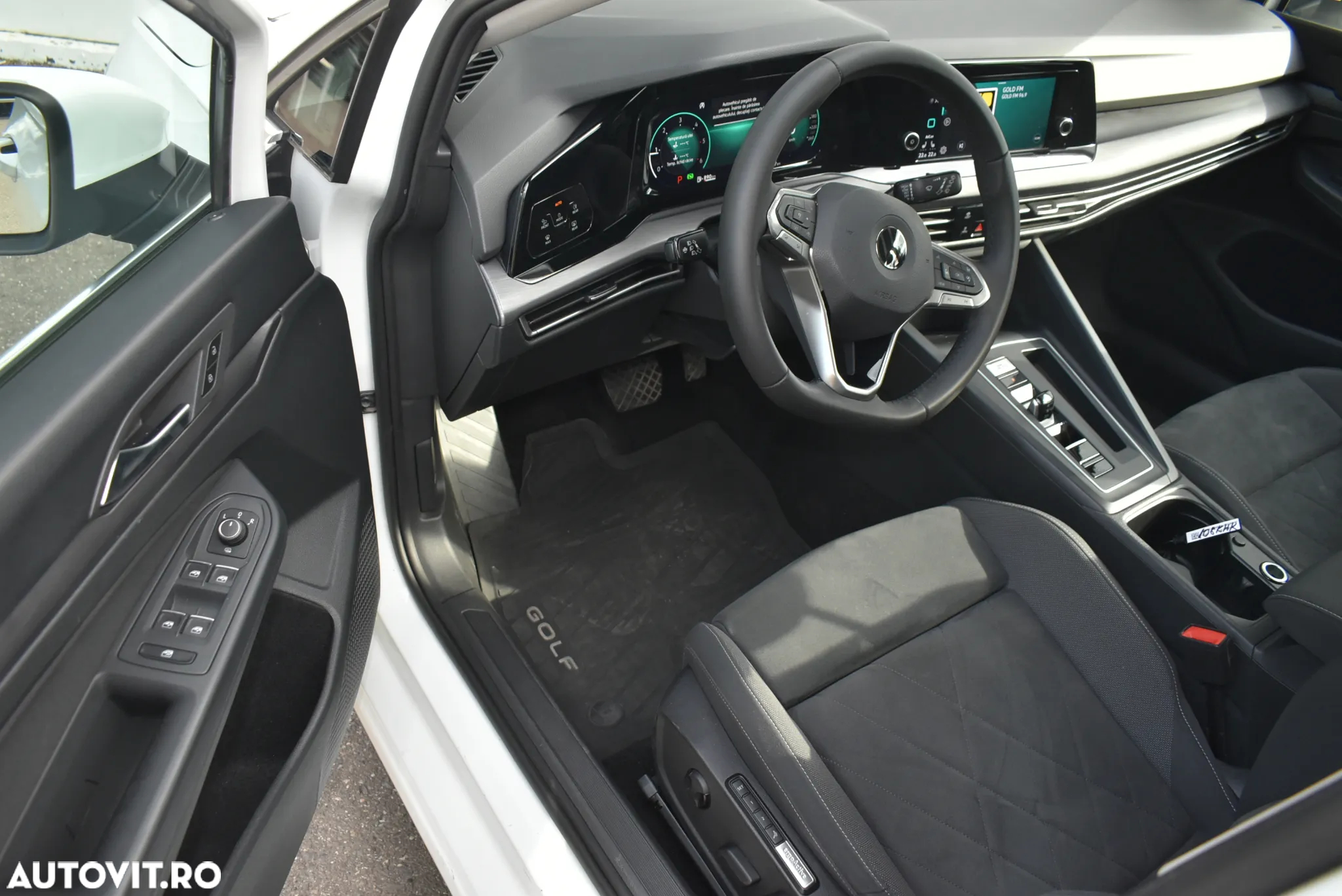 Volkswagen Golf 2.0 TDI DSG Style - 8