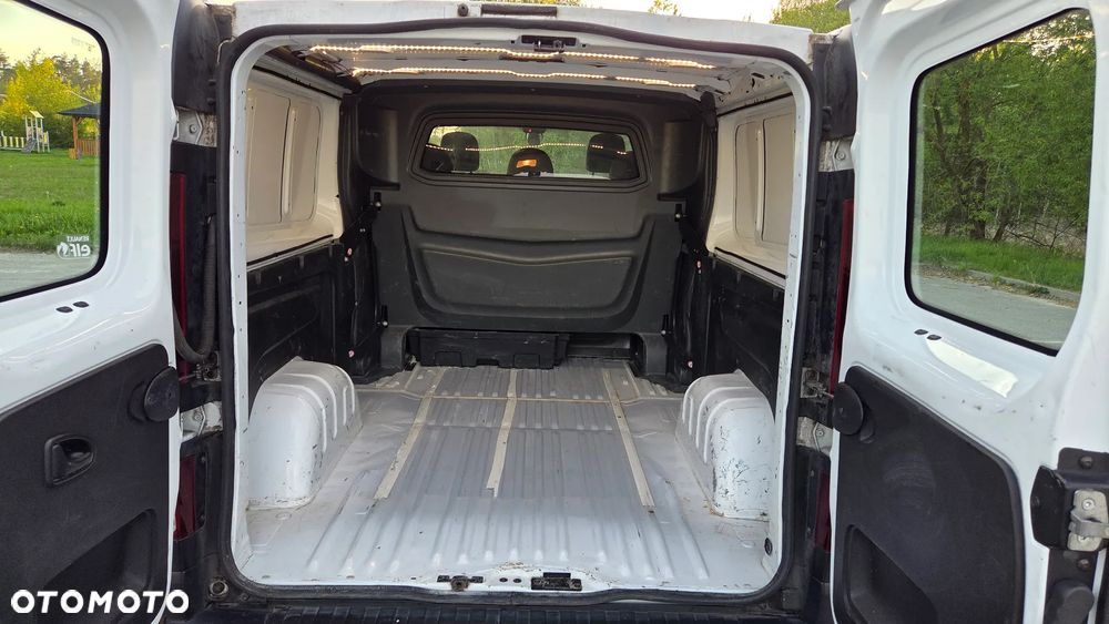 Renault Trafic 2.0 L2H1 HD Pack Clim EDC (bryg.) - 15