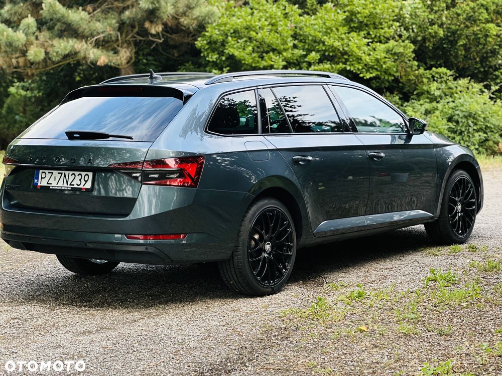Skoda Superb 2.0 TDI DSG Premium Edition - 9