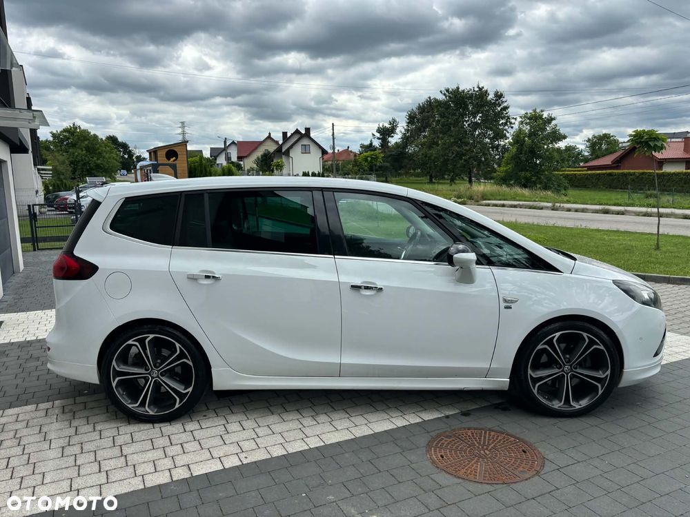 Opel Zafira 2.0 CDTI Cosmo - 17